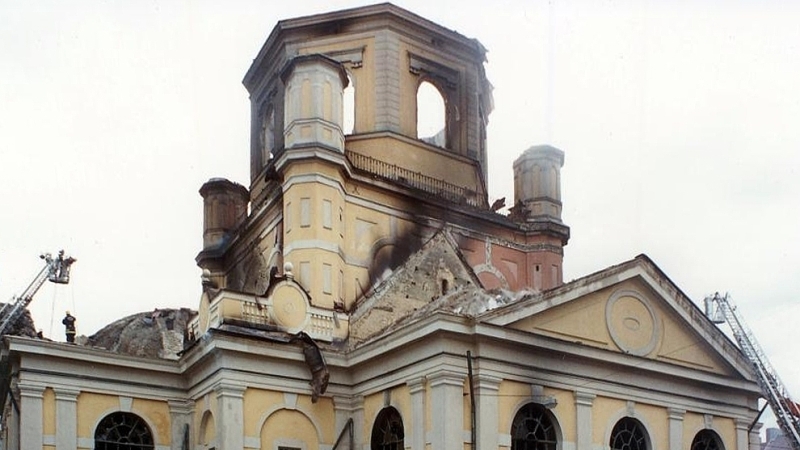 Eldhärjad Katarina kyrka