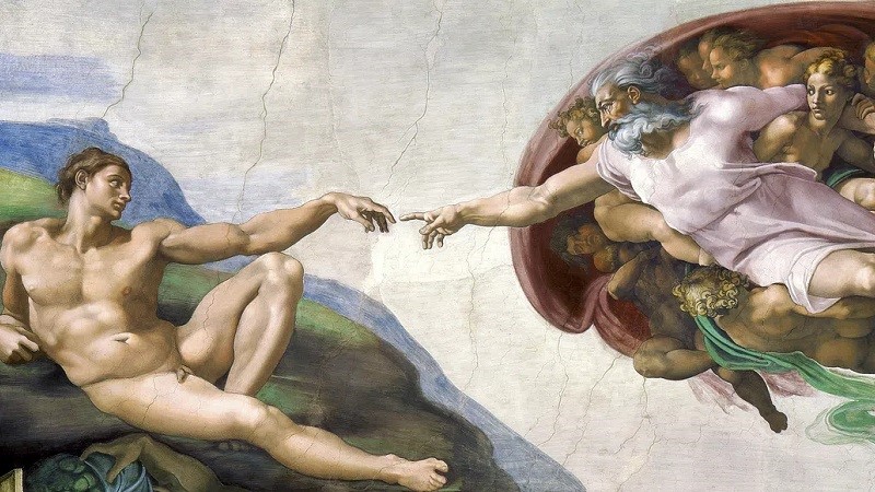 Detalj ur takmålning i sixtinska kapellet i Vatikanen, Adams skapelse. En naken man ligger på marken till vänster med ena handen utsträckt. Från andra sidan ur himlen en hand utsträckt av en gråhårig skäggig man i särk på ett rött moln, omgiven av nakna keruber.