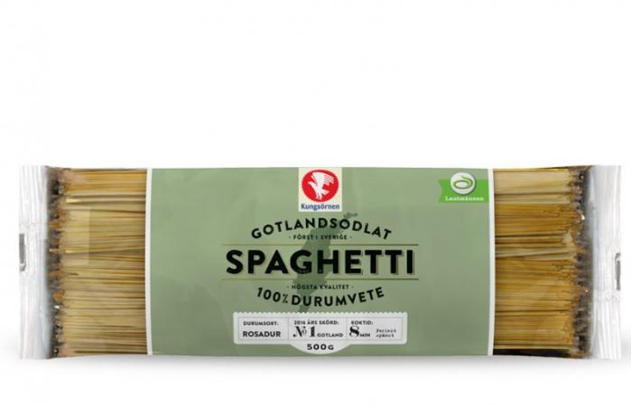 Bild på ett paket pasta, där namnet Gotland är stavat på traditionellt sätt.