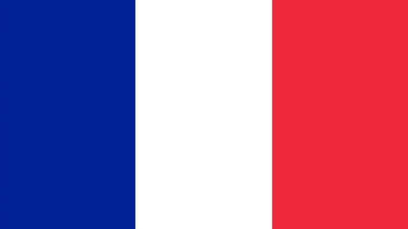 Frankrikes flagga med tre vertikal färgfält, blått, vitt och rött.
